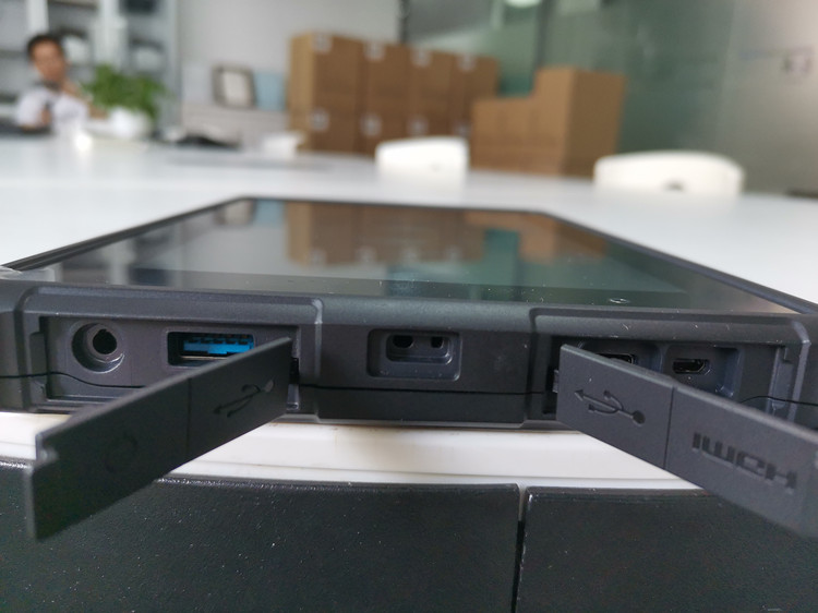 industrial tablet computer
